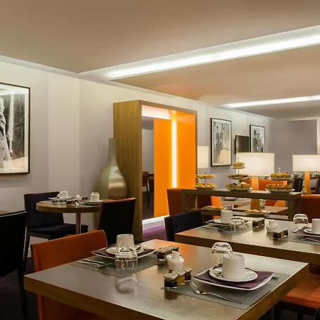 Le Derby Alma By Inwood Hotel
