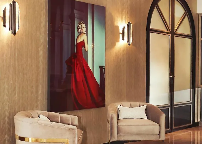 Le Derby Alma By Inwood Hotel Parijs