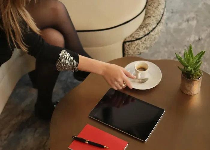 Le Derby Alma By Inwood 4*