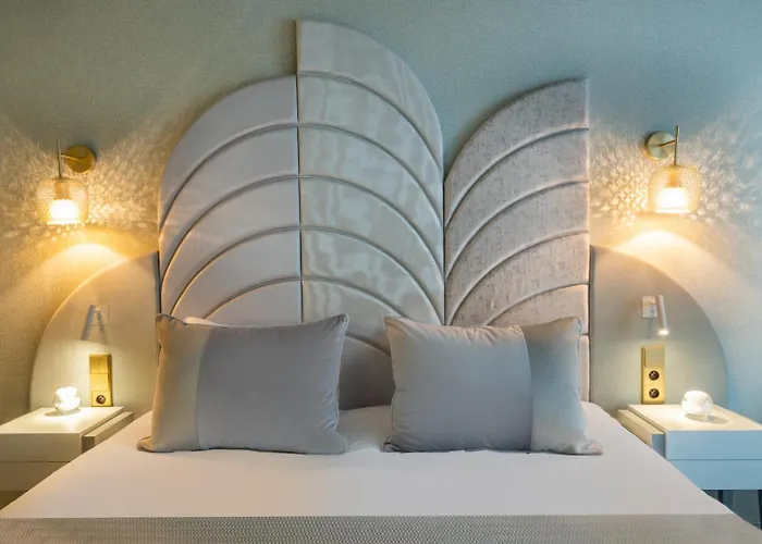 Le Derby Alma By Inwood 4*