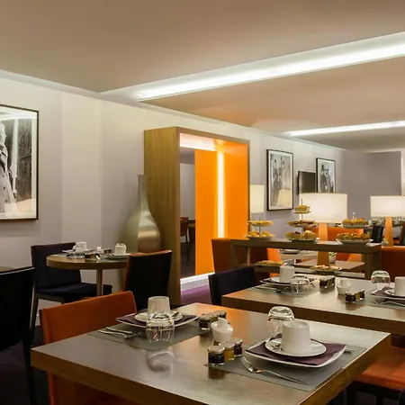 Le Derby Alma By Inwood 4* פריז